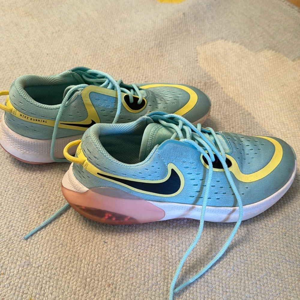 Girls Nike Joyride